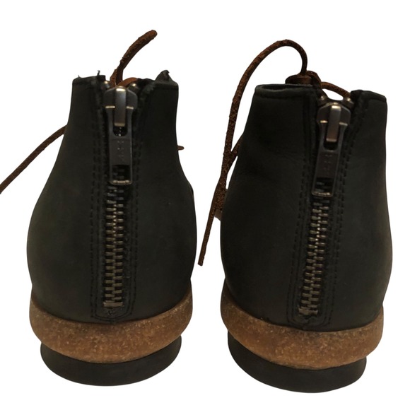 BORN - Women's Nea Navy Nubuck Leather Gladiator‎ Sandals - Size 8 - Picture 5 of 12